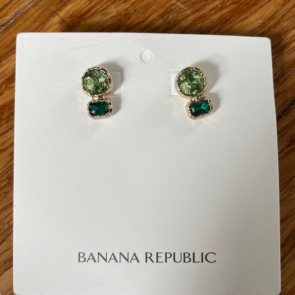 NWT green and gold earrings
